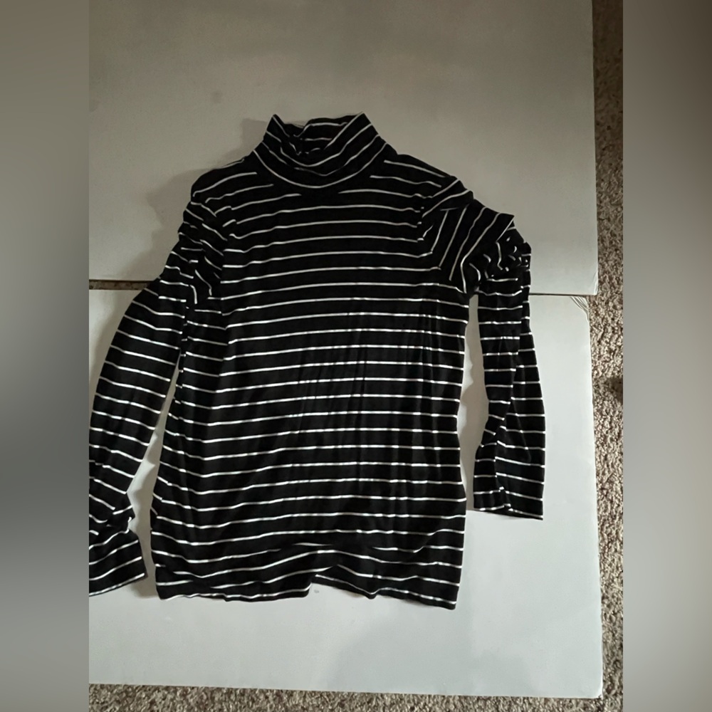 Striped And Solid Tops Collection - image 4